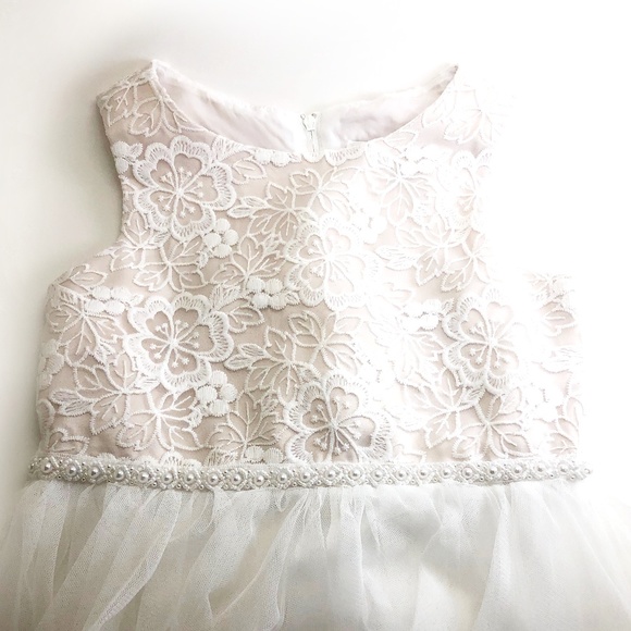 Girls White Formal Dress 6X - Picture 2 of 6